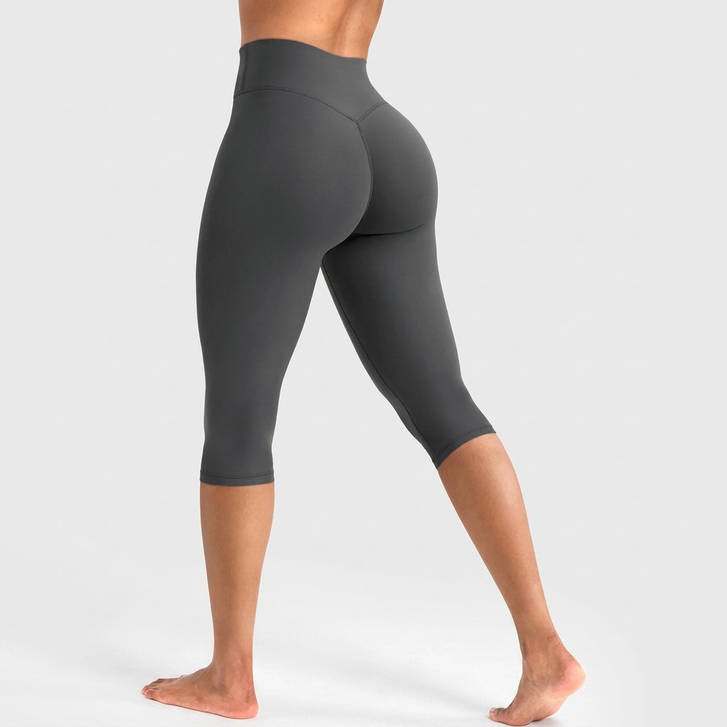 Aluna Sculpt Capri Leggings
