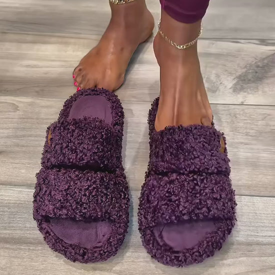 cozetta-fuzzy-slippers